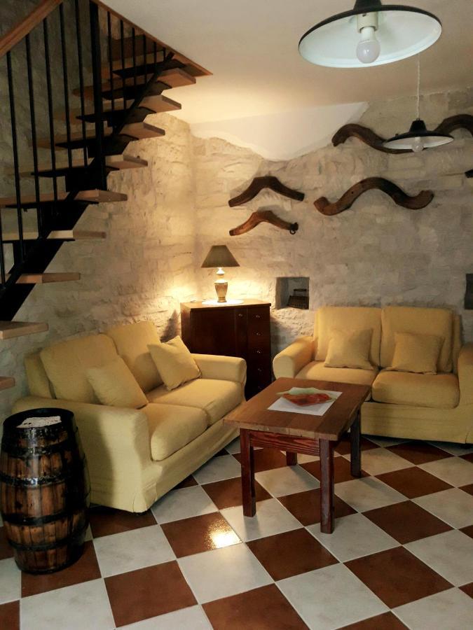Casa Istriana Nona Pina Villa Kaštelir Dış mekan fotoğraf