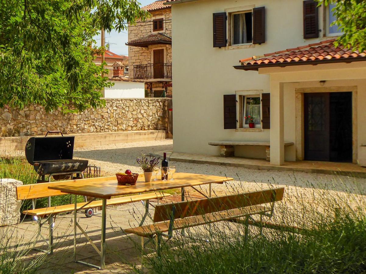 Casa Istriana Nona Pina Villa Kaštelir Dış mekan fotoğraf