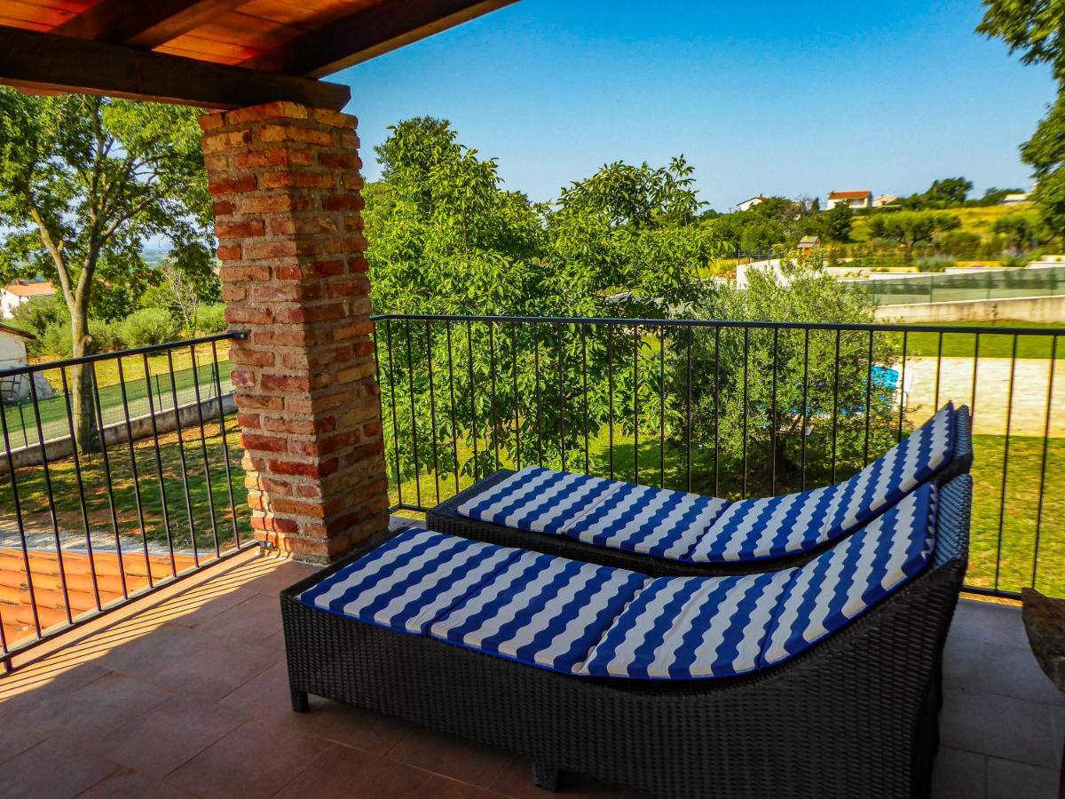 Casa Istriana Nona Pina Villa Kaštelir Dış mekan fotoğraf